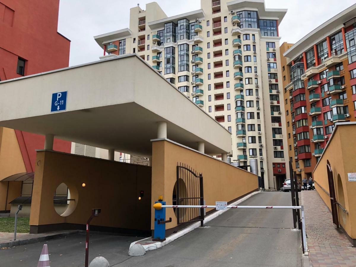 Солнечная Квартира На Ломоносова 71, Вднх Киев Экстерьер фото